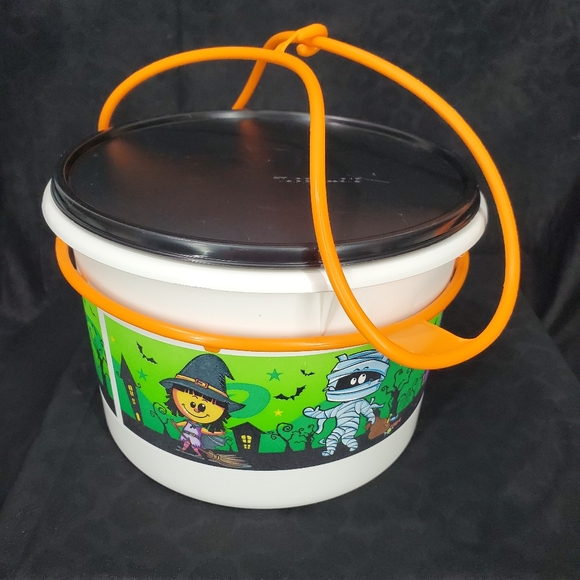 Tupperware Halloween Canister Handle Trick or Treat Bucket 14 Cup 266K-1 Monster - Picture 4 of 9